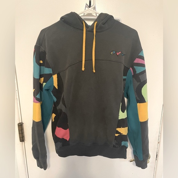 Nike Other - Nike Love Peace Nike Sweatshirt size small